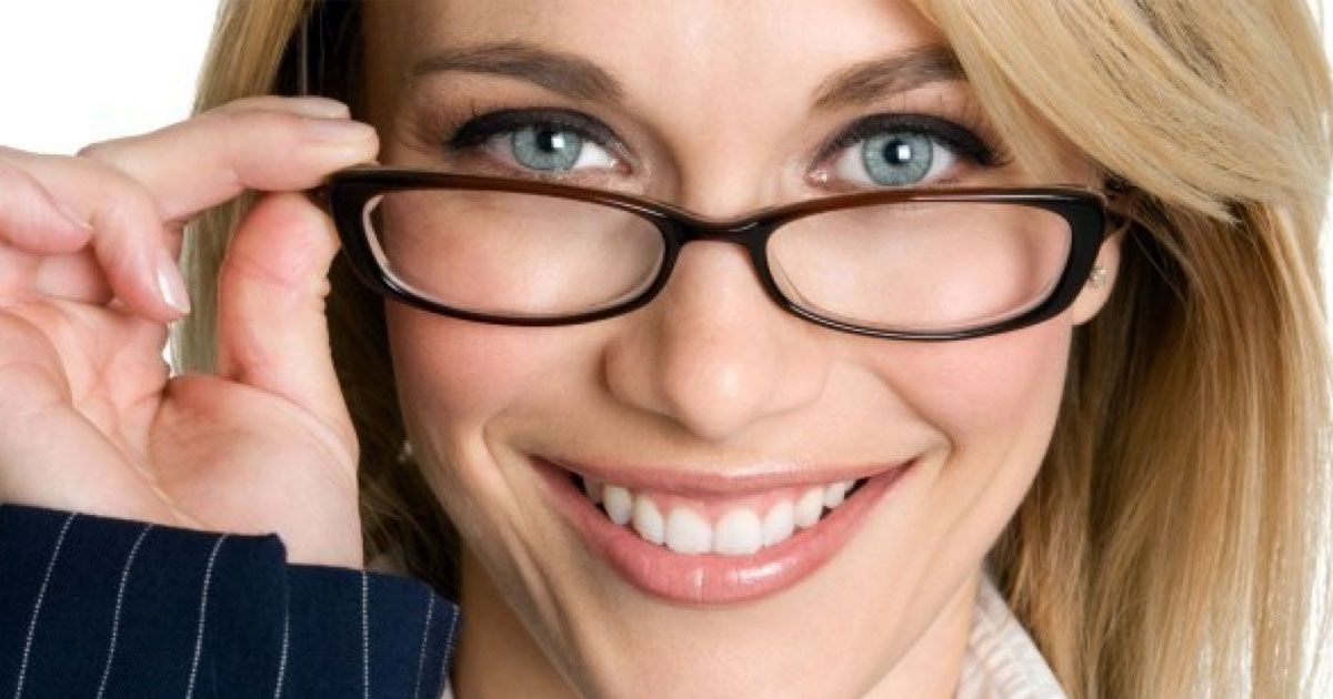 Здоровье глаз, или почему носить очки не только полезно, но и модно!
